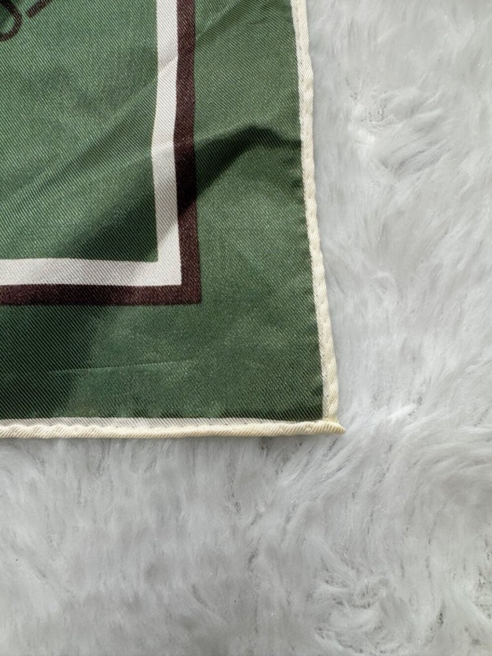 Vintage London Scarf Green Selfridges Tourist Landmark Made in Japan Satin Aceta - Picture 9 of 12